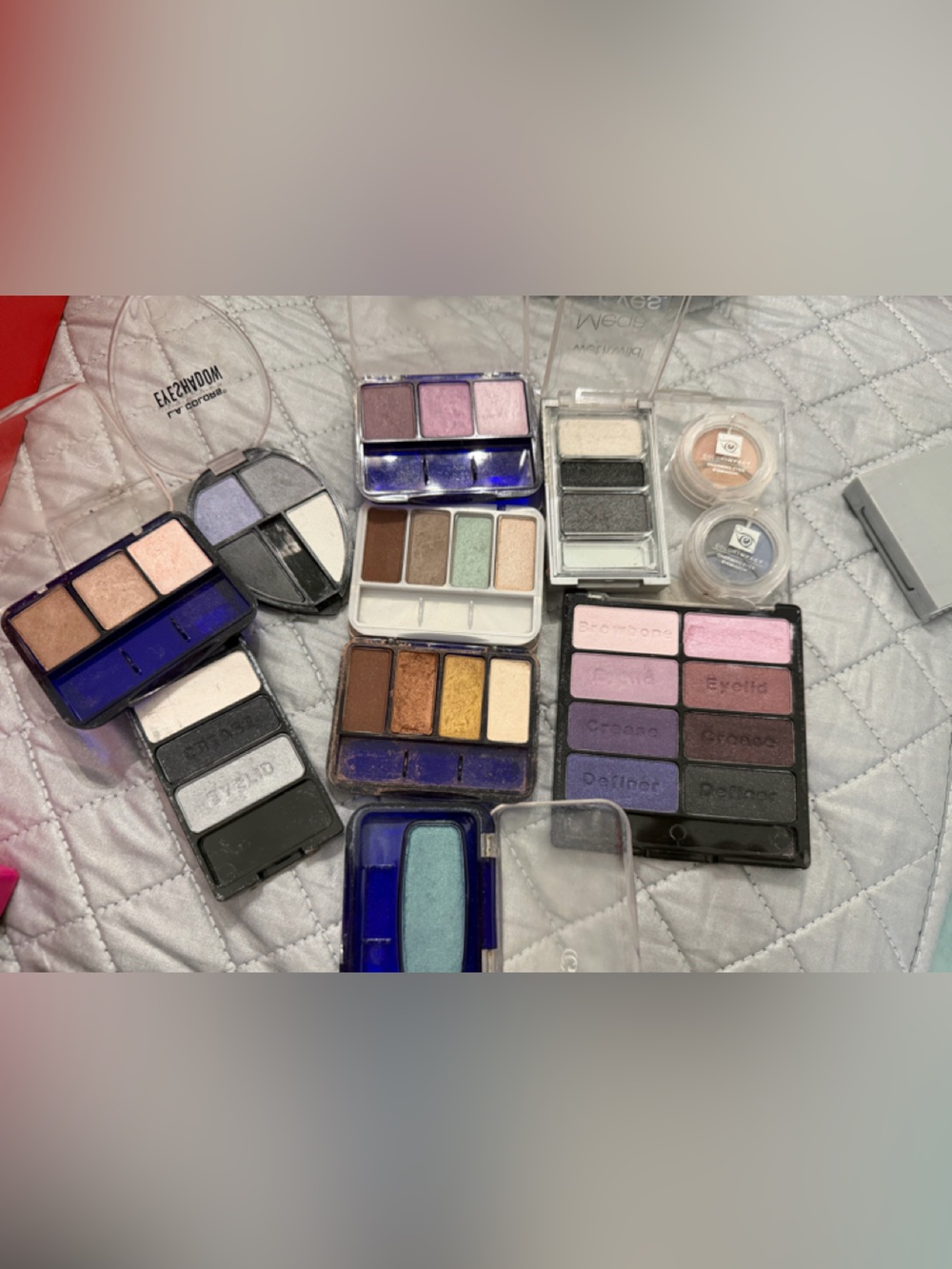 Assorted Women’s Eyeshadow Palette Collection 11 new or used